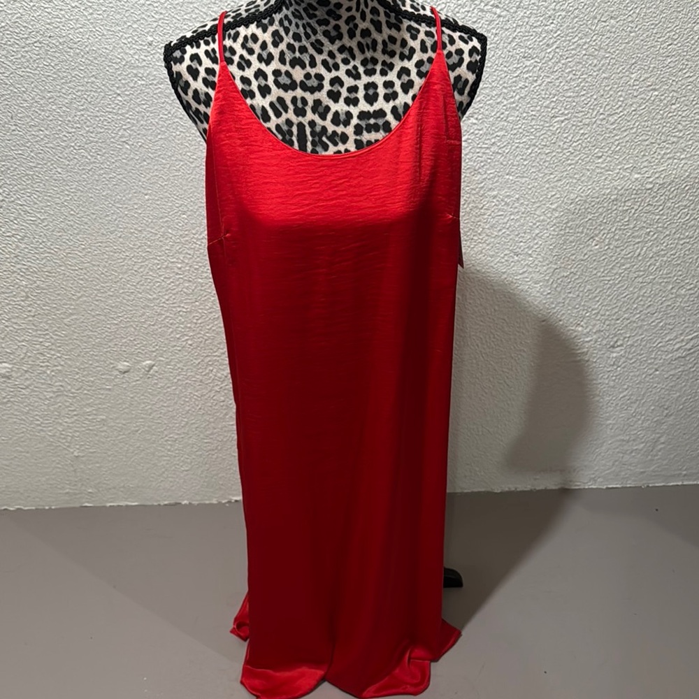 Red Sleeveless Dress